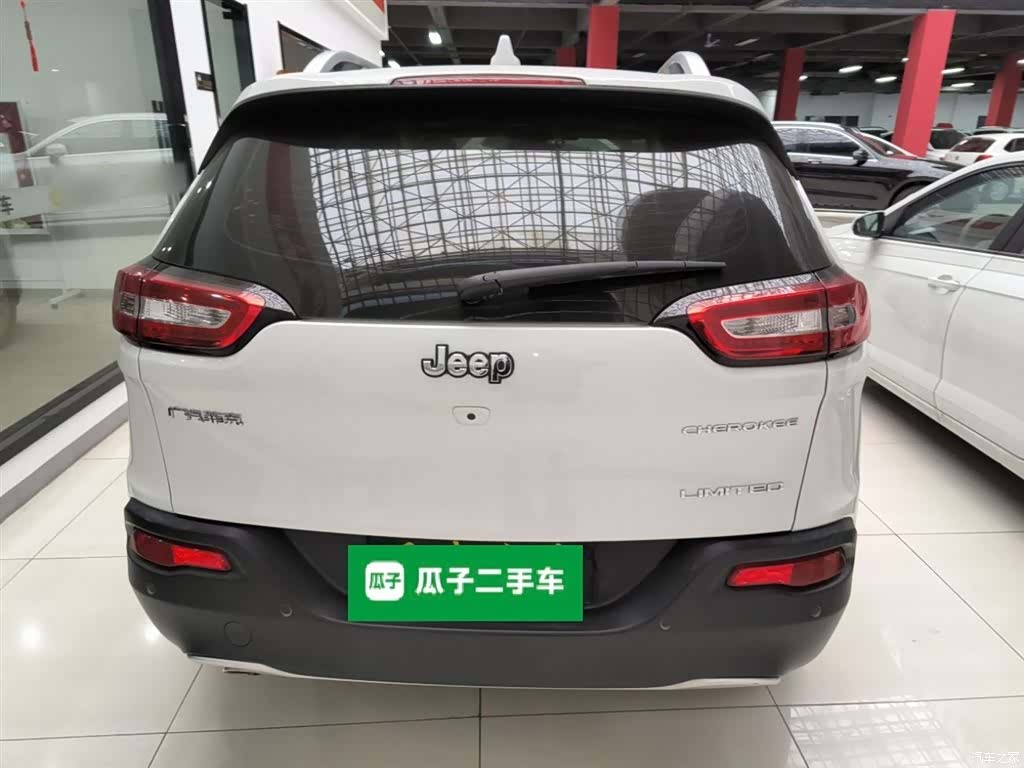 Jeep Cherokee, 2019 22