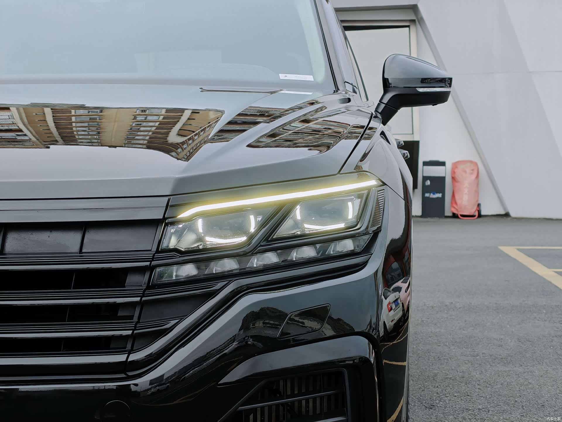 Volkswagen Touareg, 2023 все фото