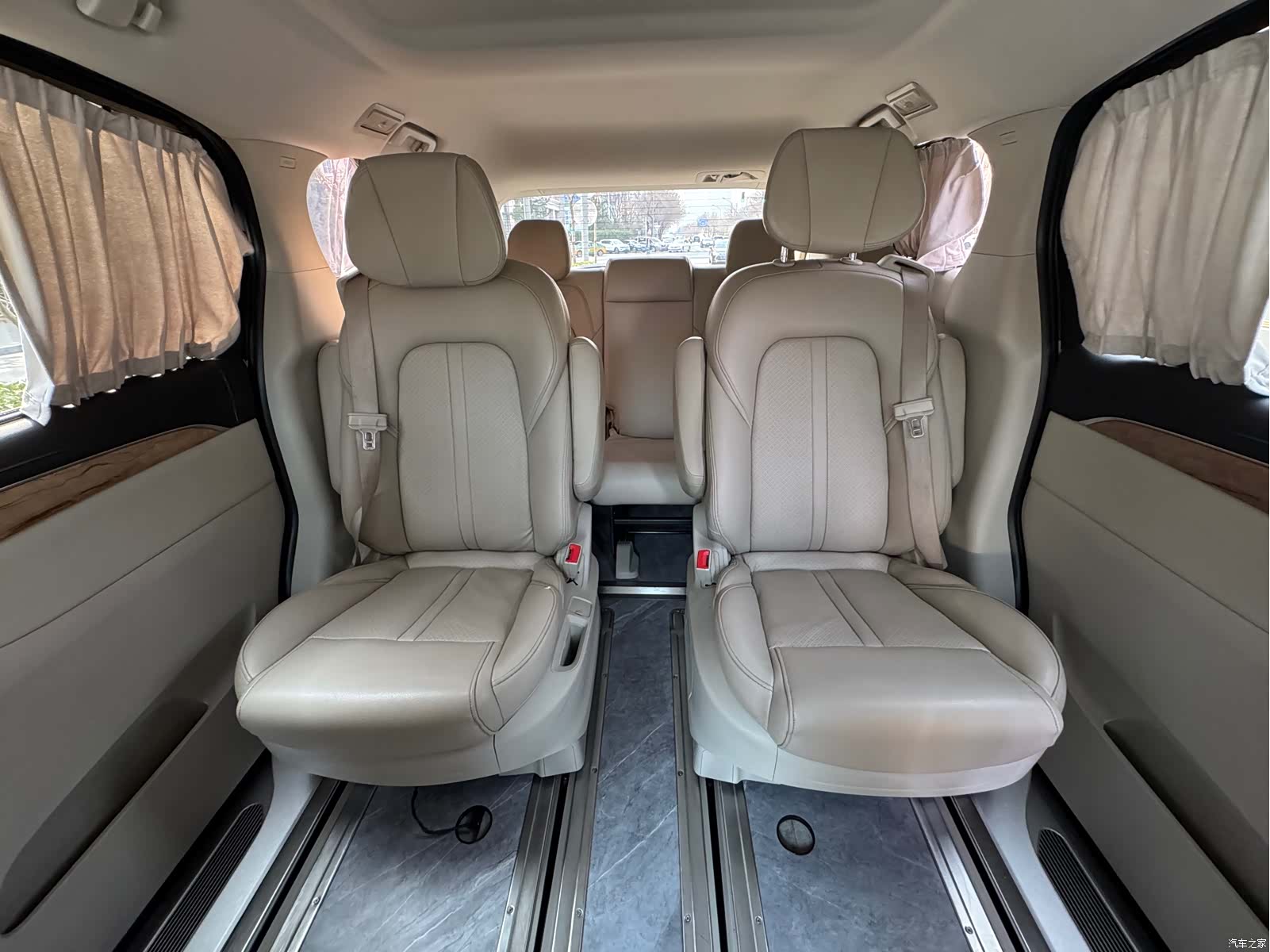 Buick GL8, 2018 18