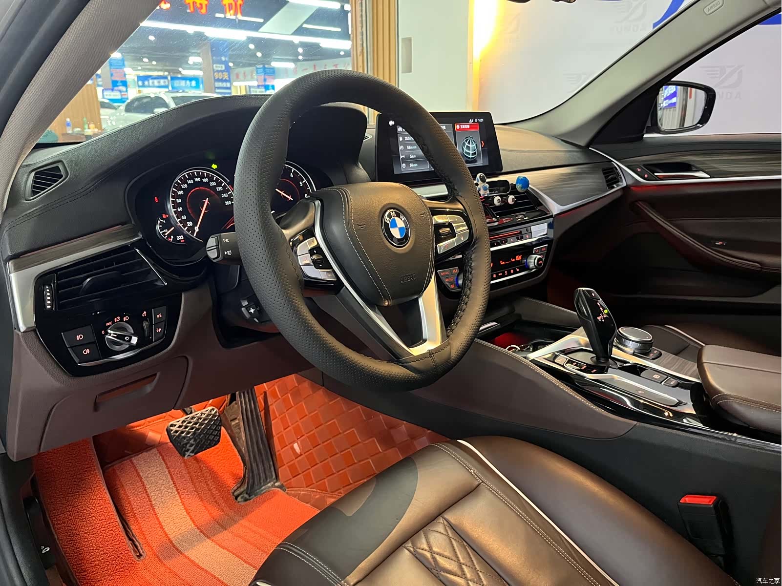 BMW 5 Series, 2018 8