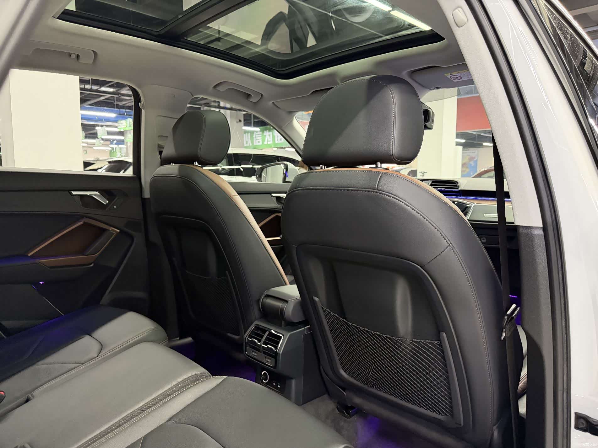 Audi Q3, 2021 11