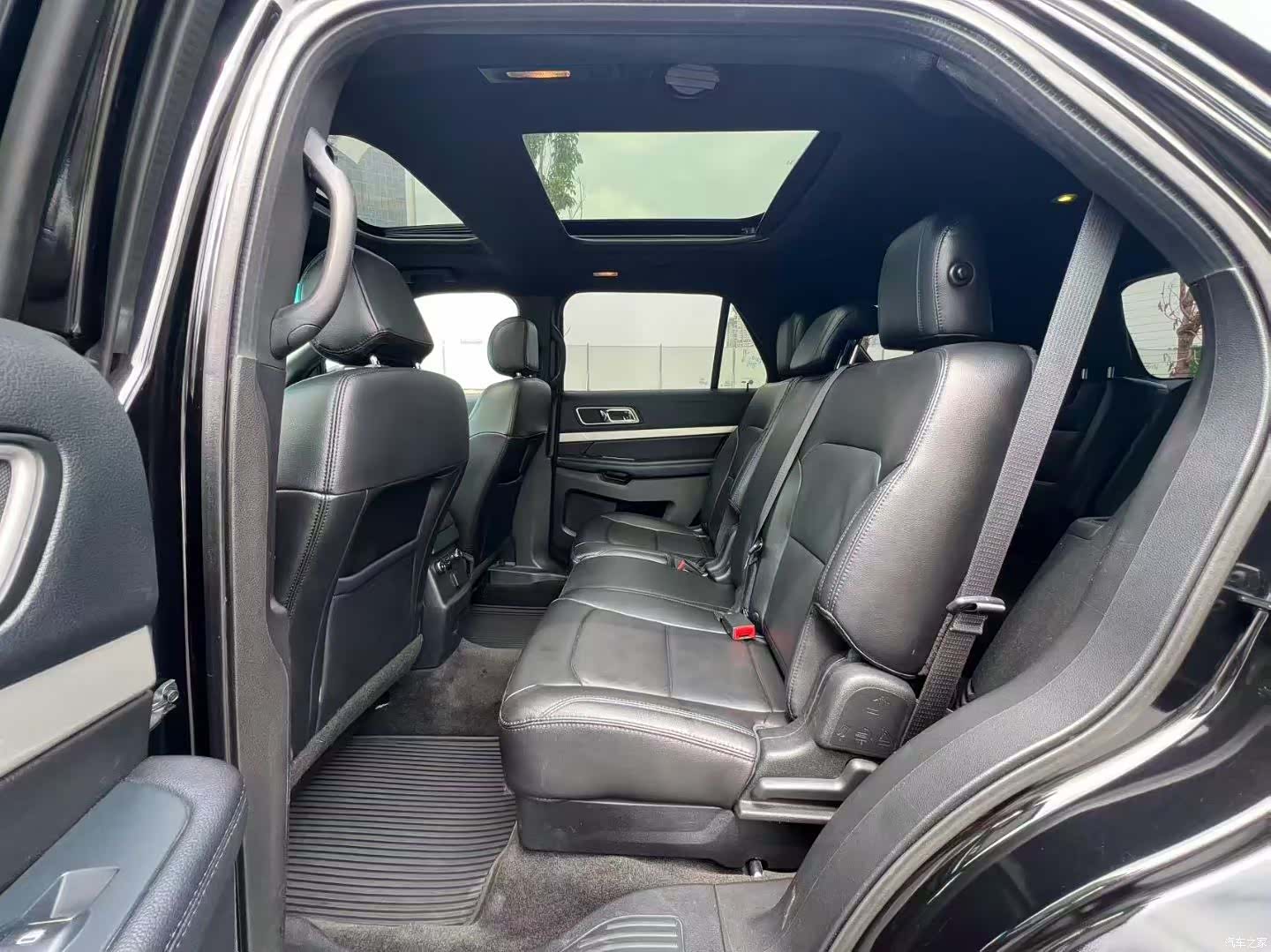 Ford Explorer, 2015 9