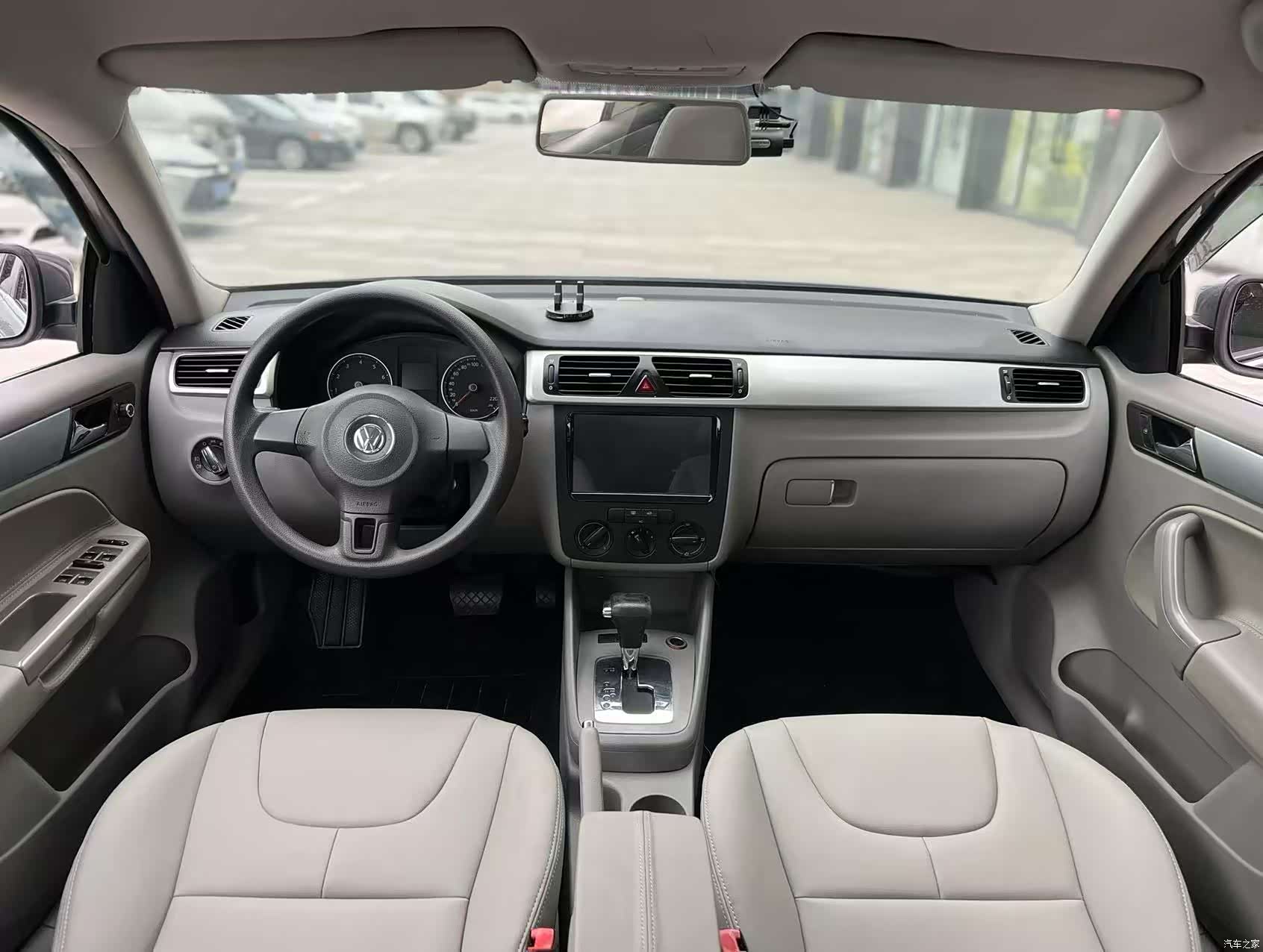 Volkswagen Bora, 2012 9