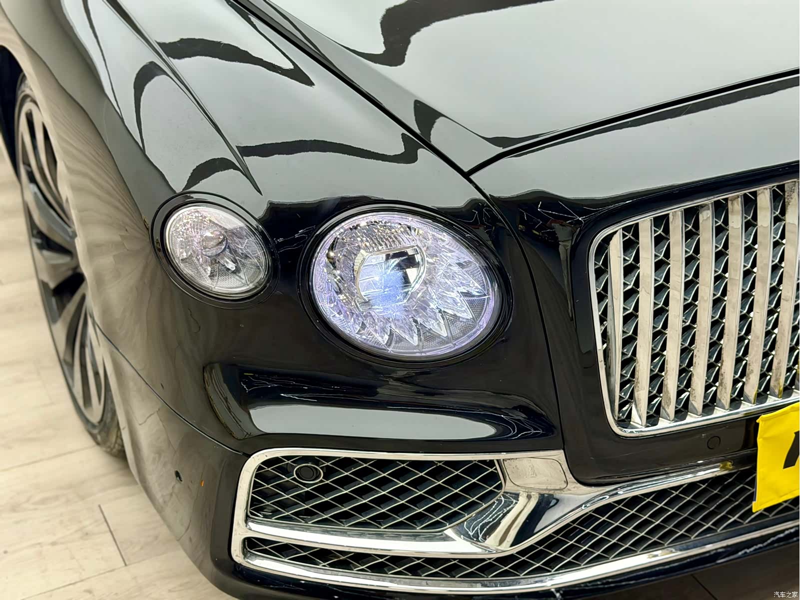Bentley Flying Spur, 2009 4