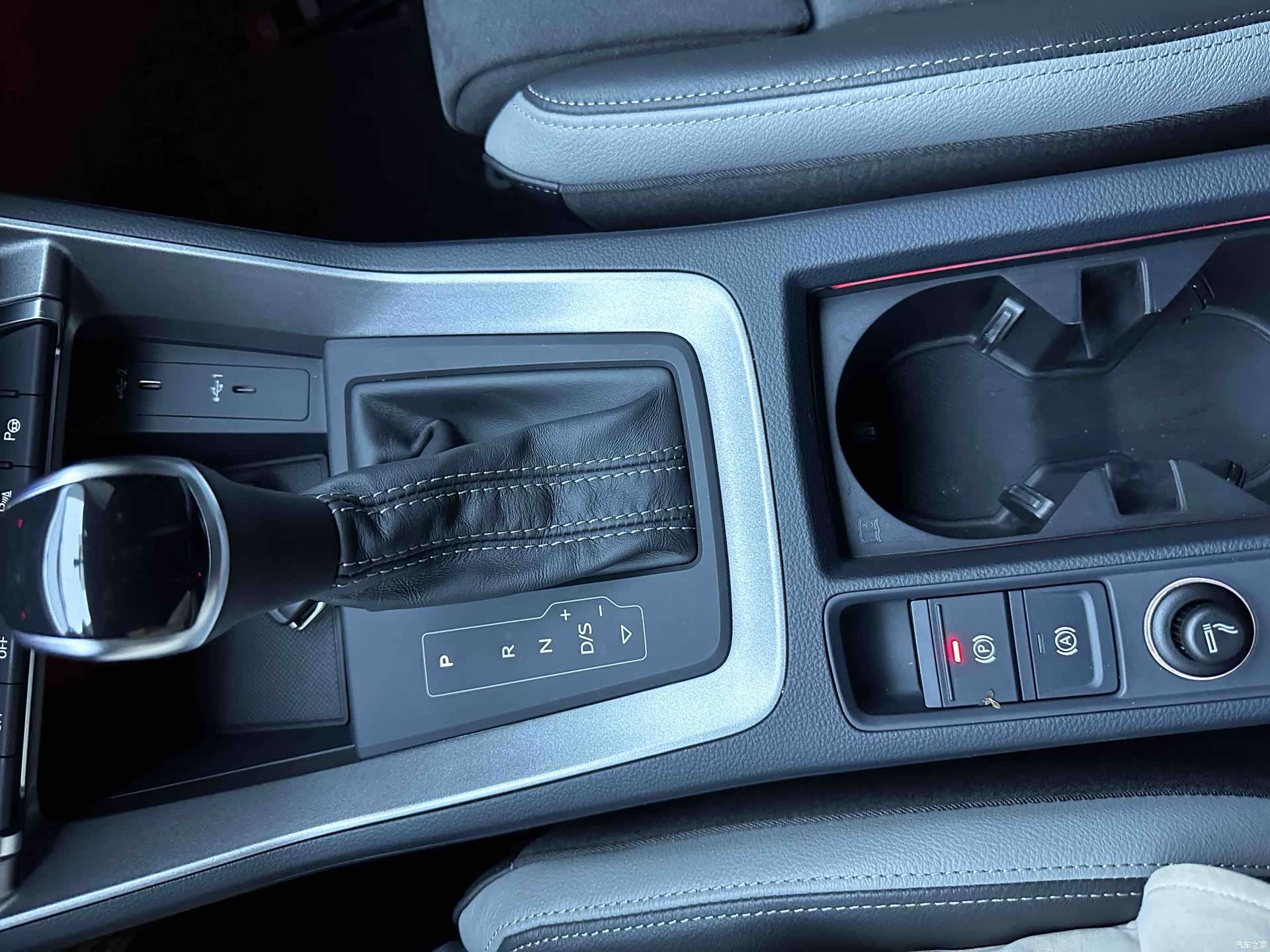 Audi Q3, 2022 15