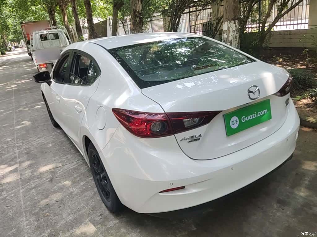 Mazda Mazda3, 2016 все фото