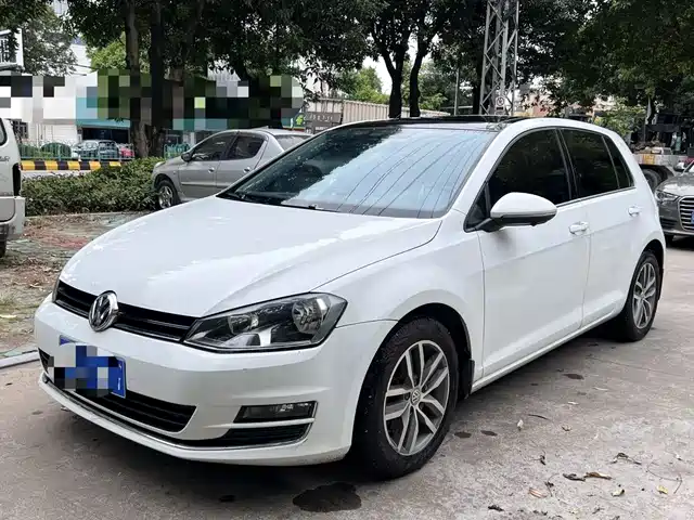 Volkswagen Golf 2016 — купить из Китая под заказ