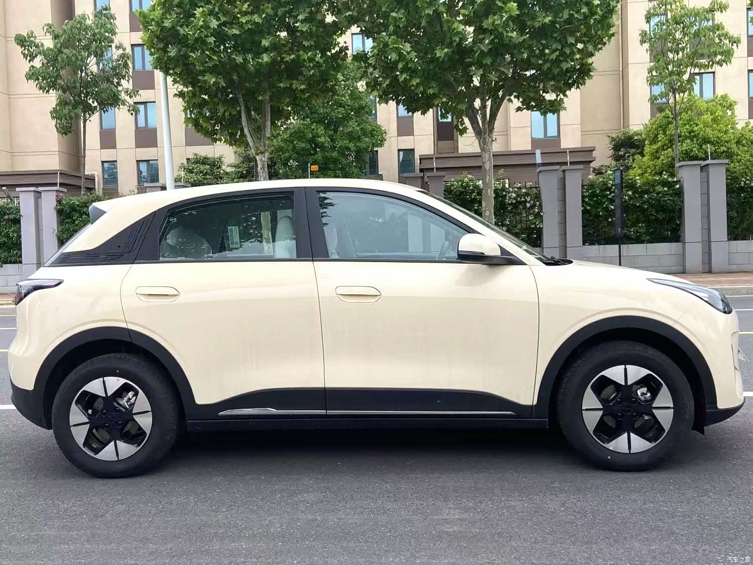 Geely Xingyuan, 2026 14