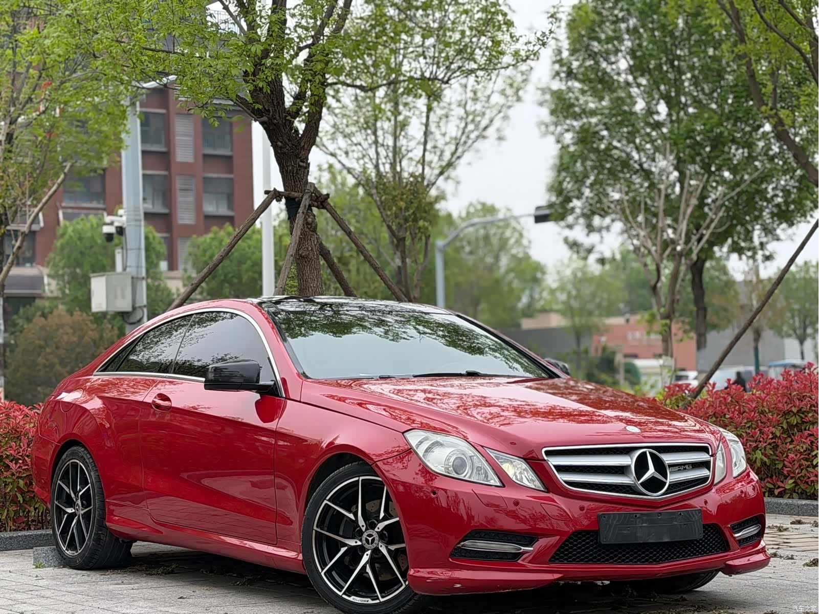 Mercedes-Benz E-Class, 2013 3