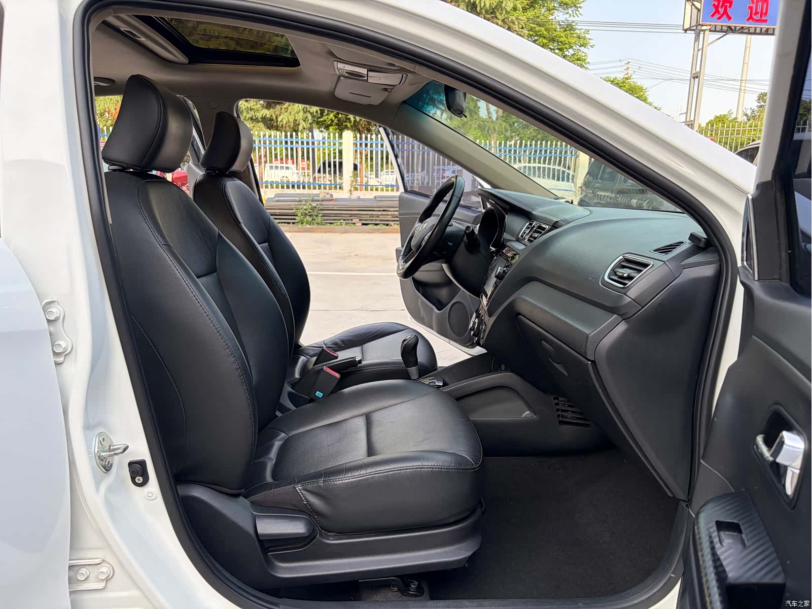 Kia K2, 2014 6