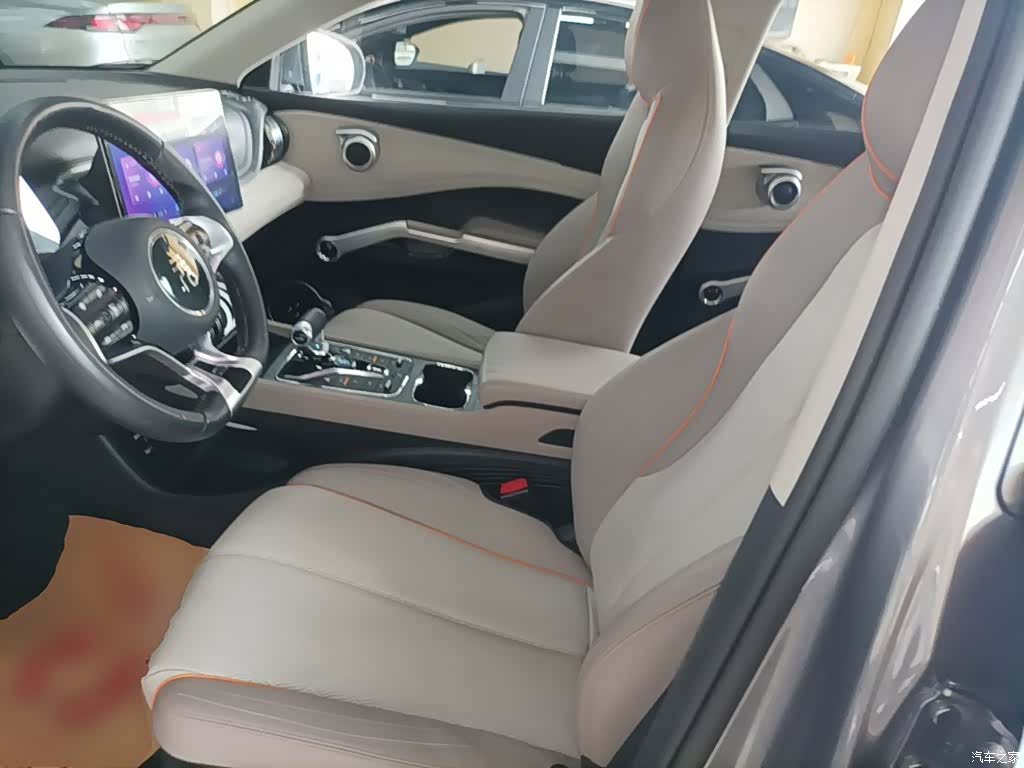 BYD Yuan, 2023 15
