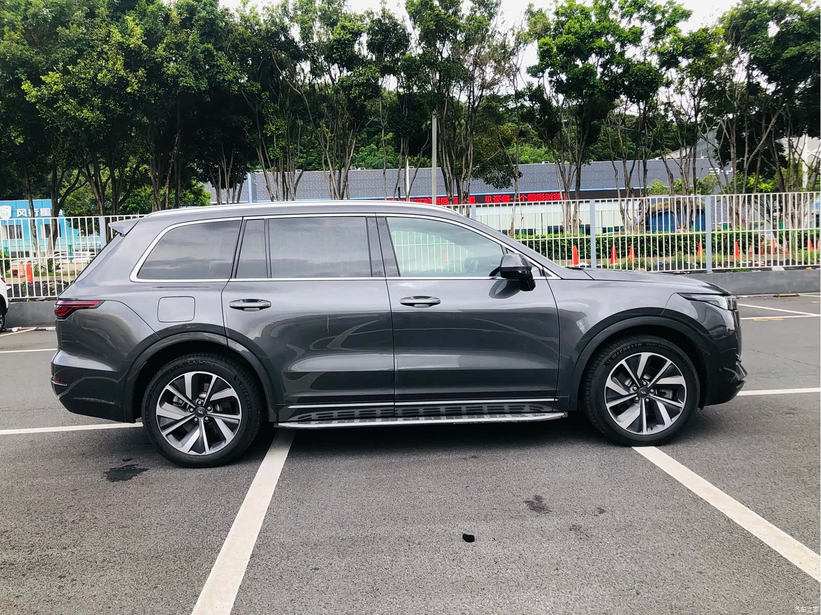Li Auto ONE, 2023 7