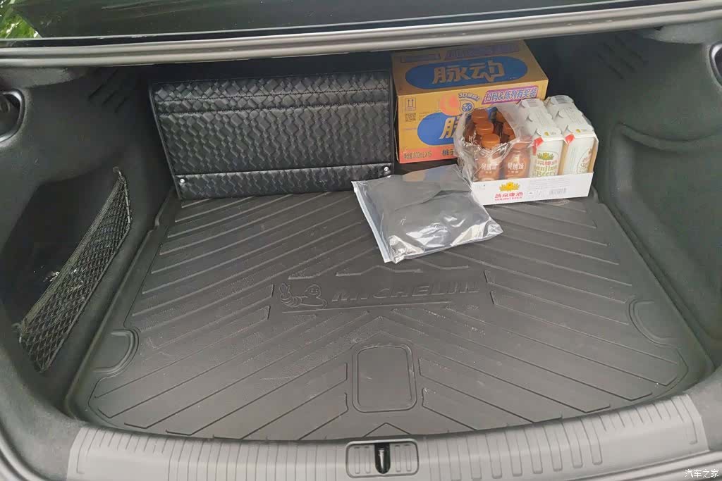 Audi A6L, 2025 4