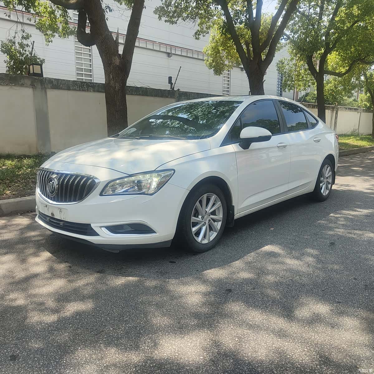 Buick Verano, 2016 2