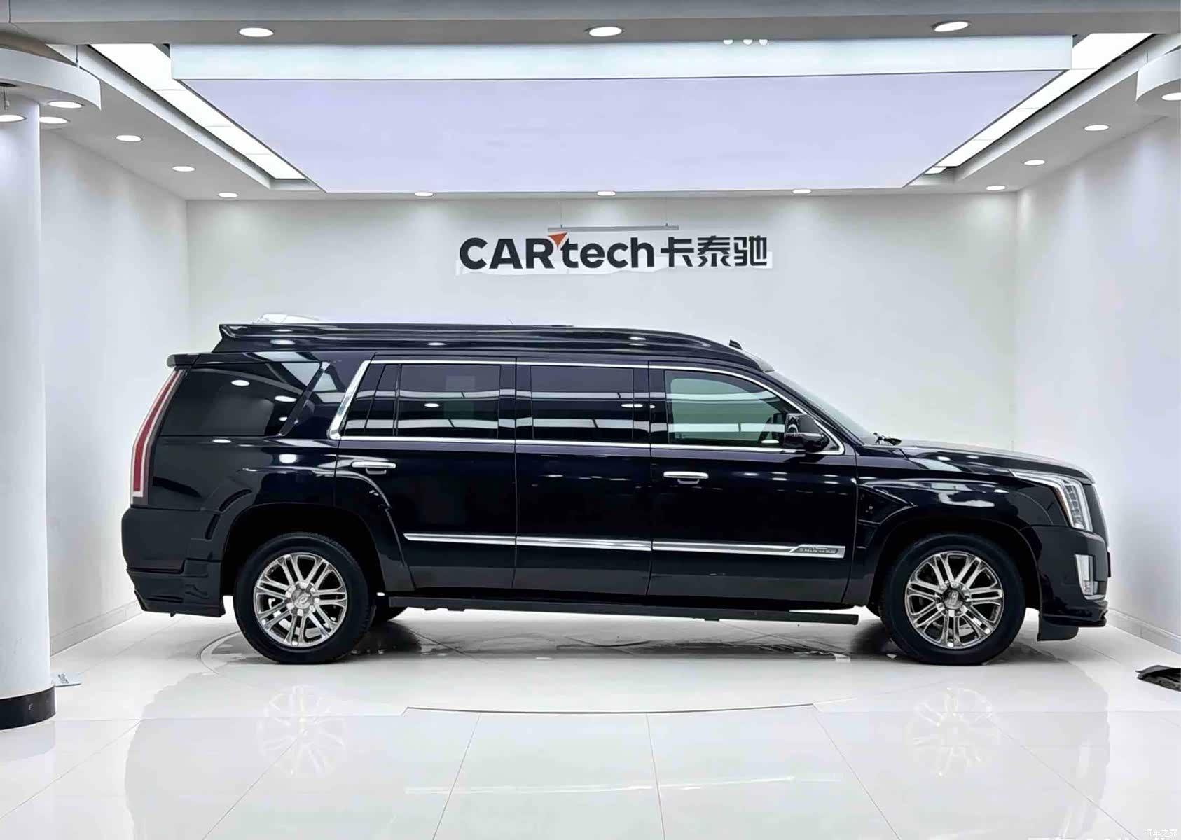 Cadillac Escalade, 2020 все фото