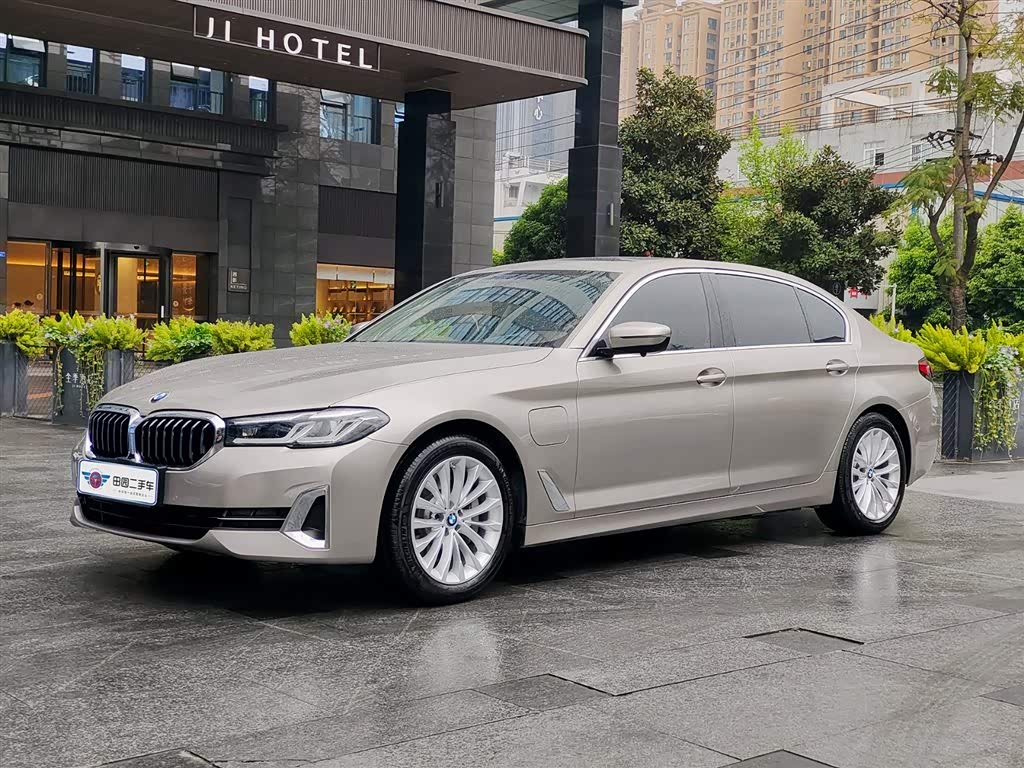 BMW 5 серии