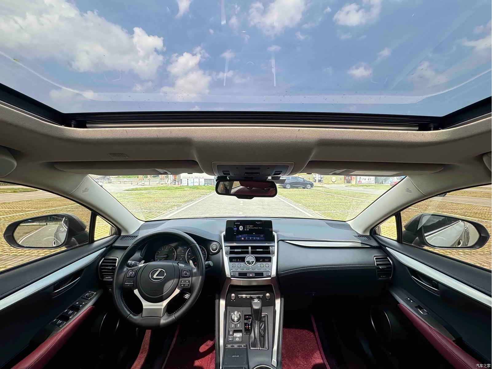 Lexus NX, 2021 16