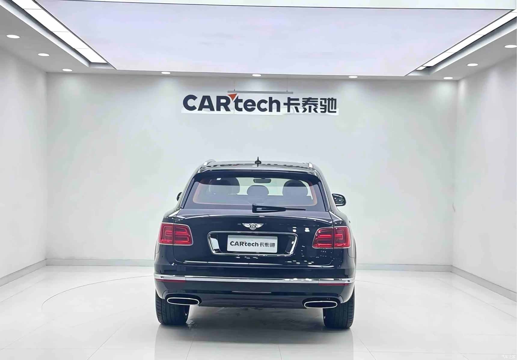 Bentley Bentayga, 2017 6