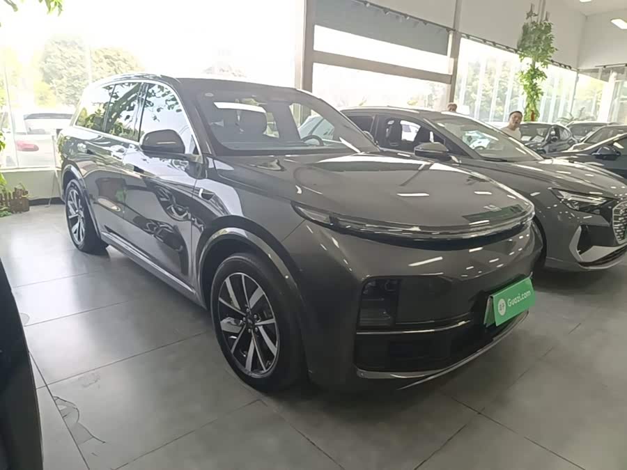 Li Auto L8 2023, фото 4