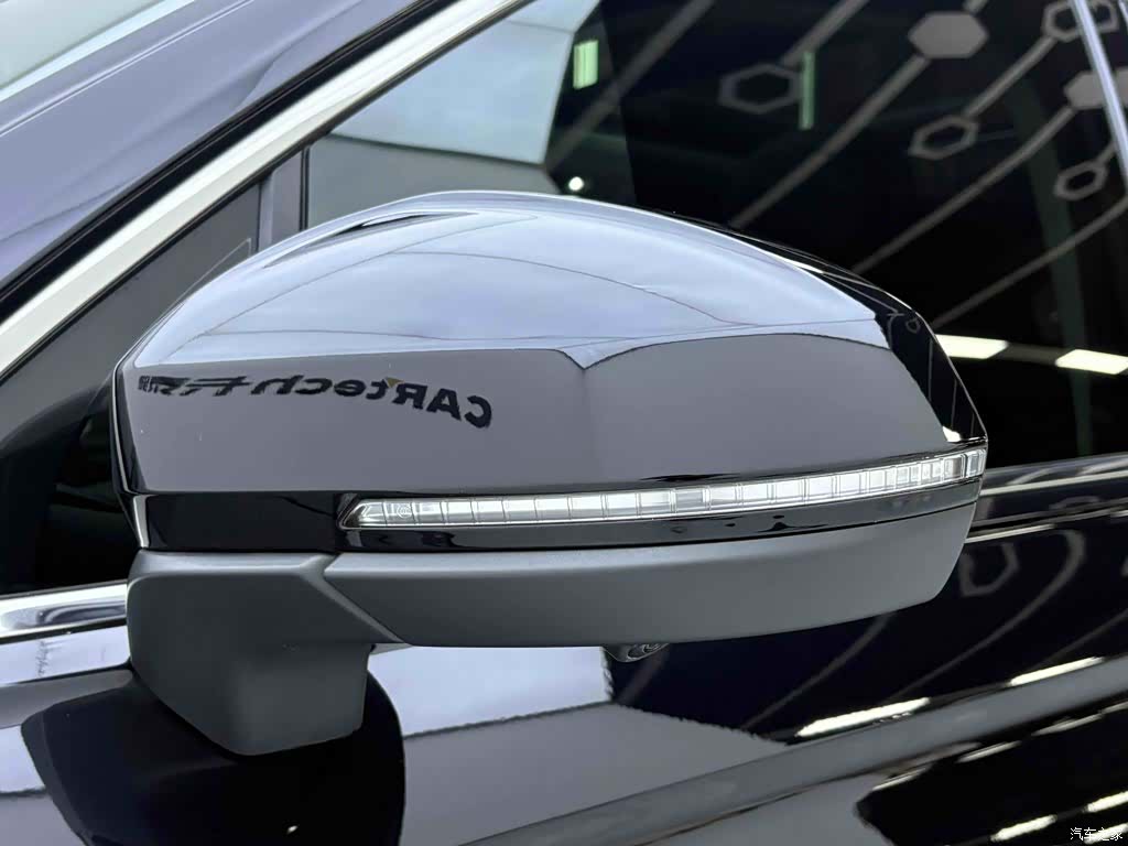 Volkswagen Tiguan L, 2022 11