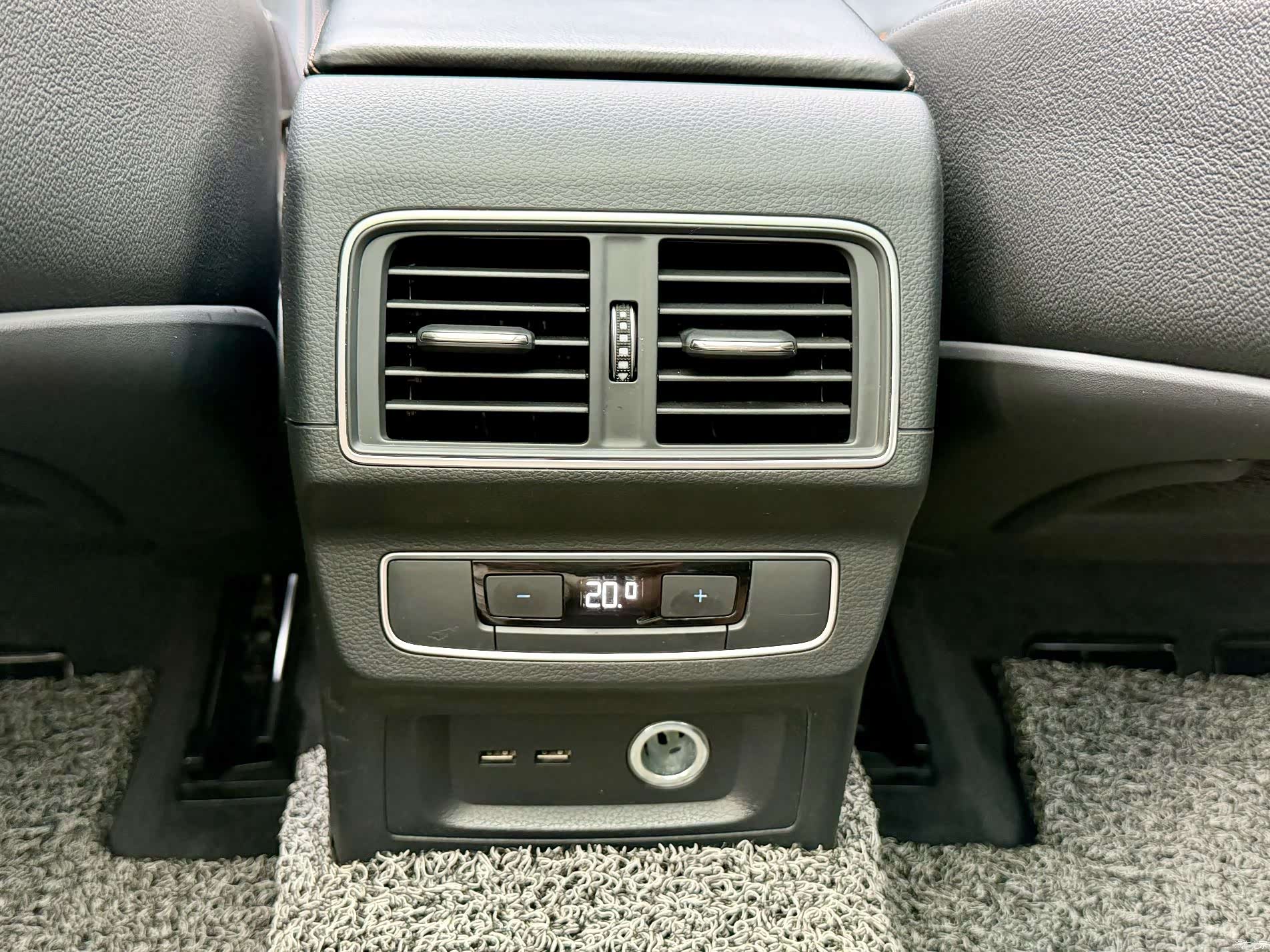 Audi Q5L, 2020 17