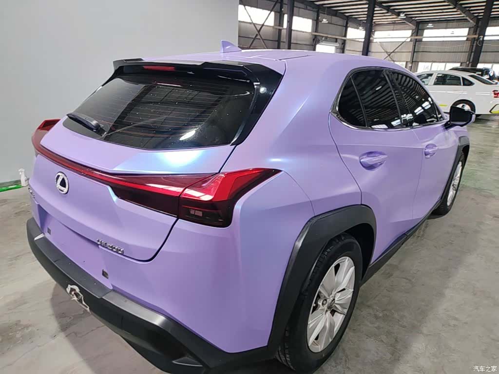 Lexus UX, 2020 все фото