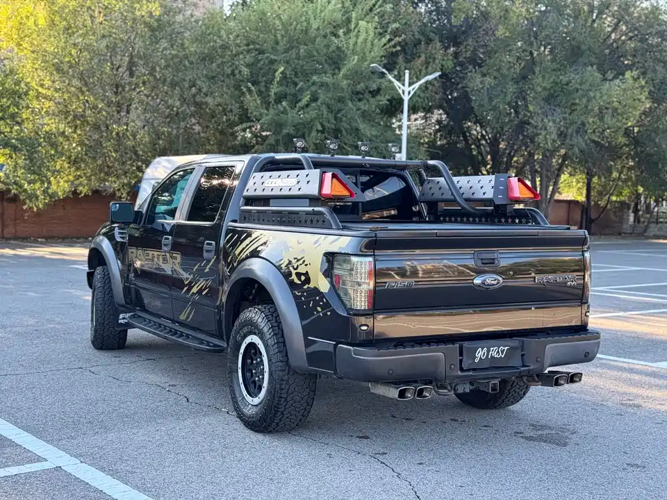 Ford F-150 Raptor