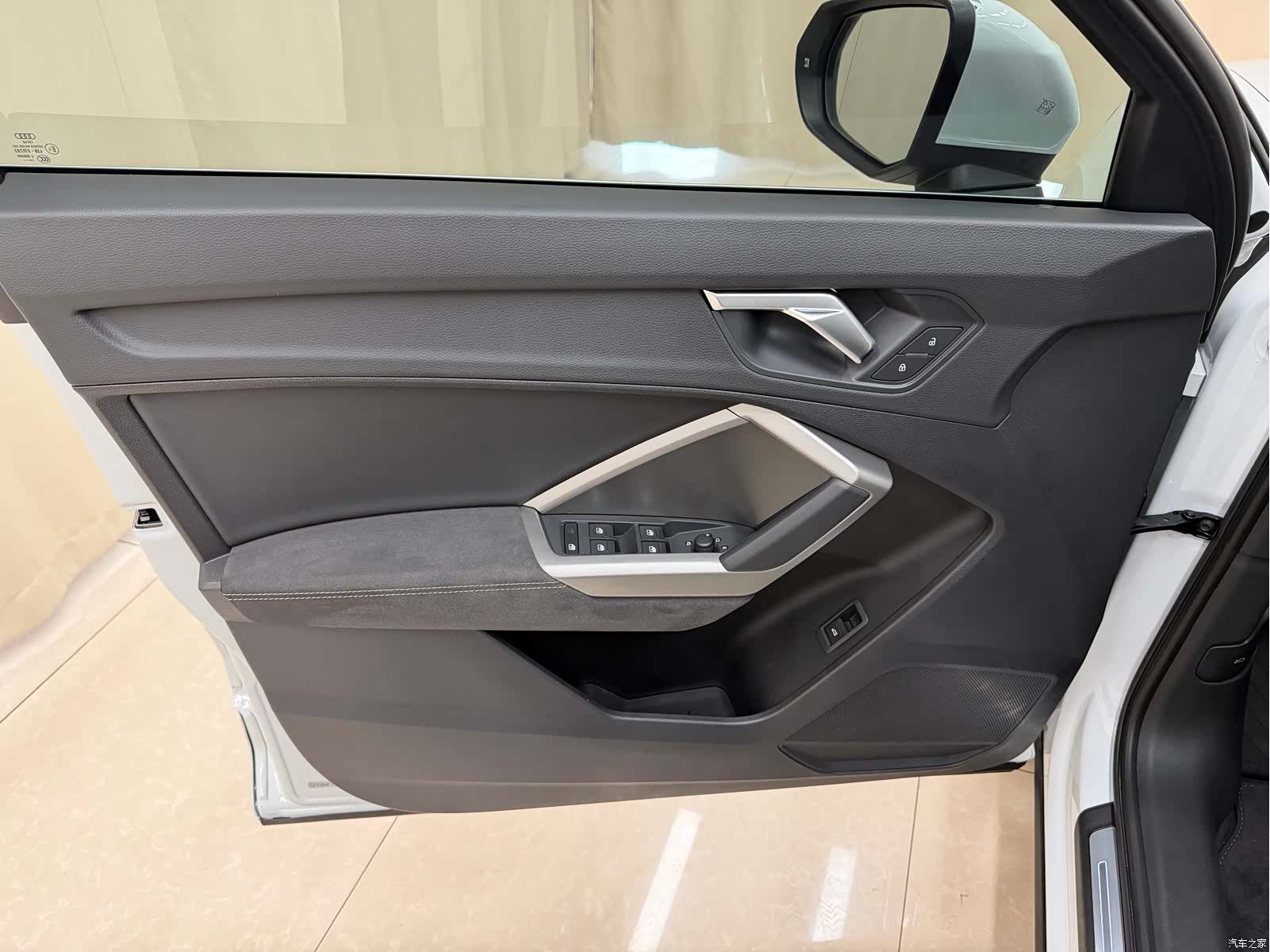 Audi Q3, 2022 7
