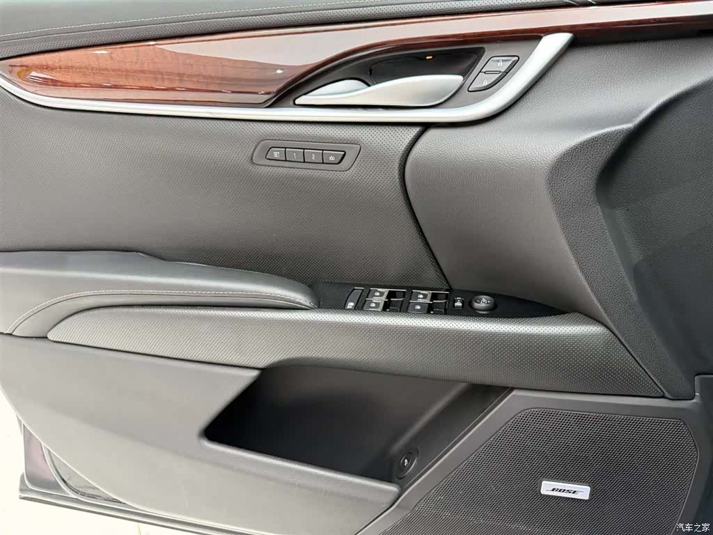 Cadillac XTS, 2015 21