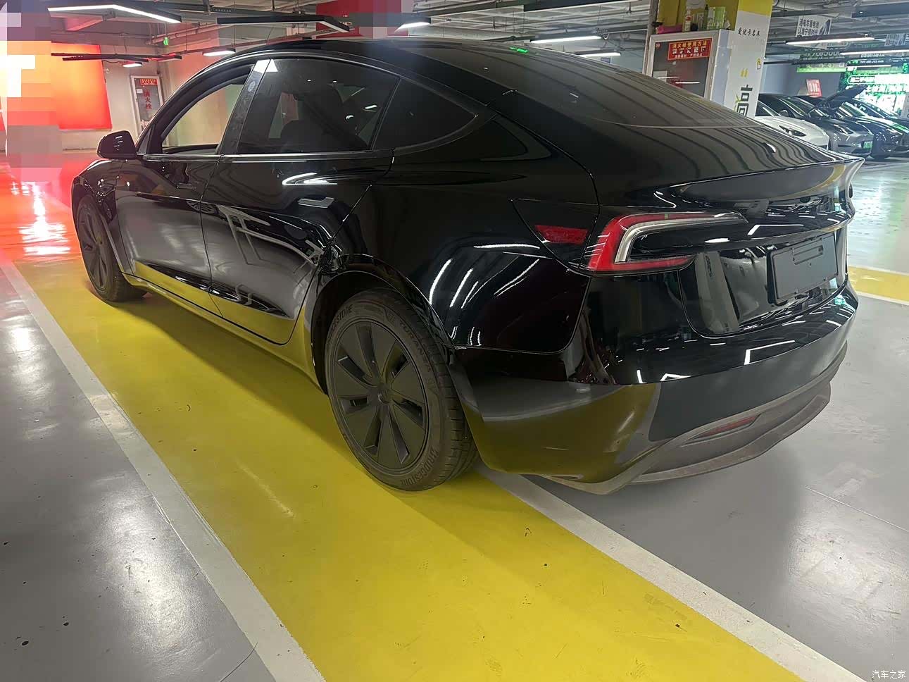 Tesla Model 3, 2025 13