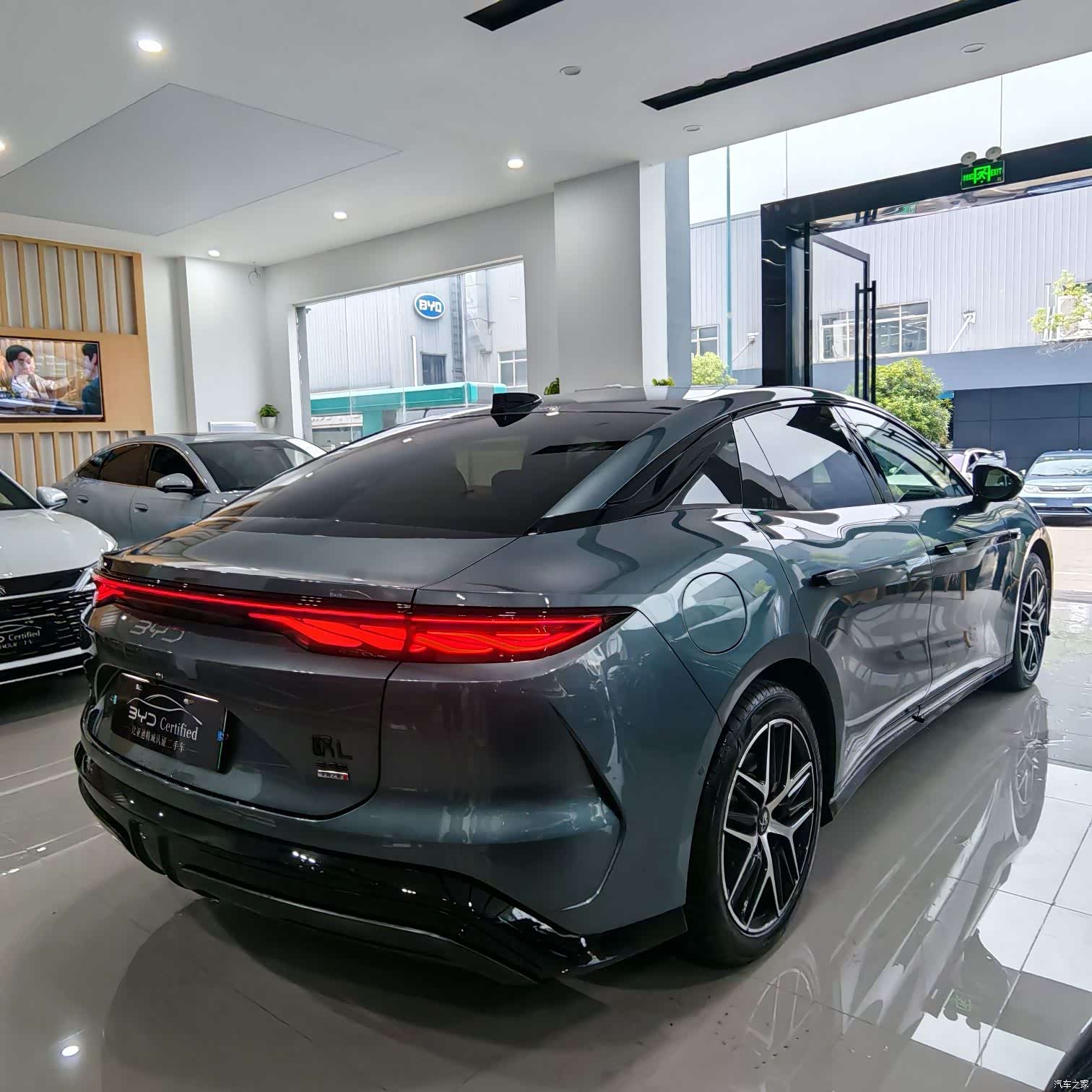 BYD Han, 2025 8
