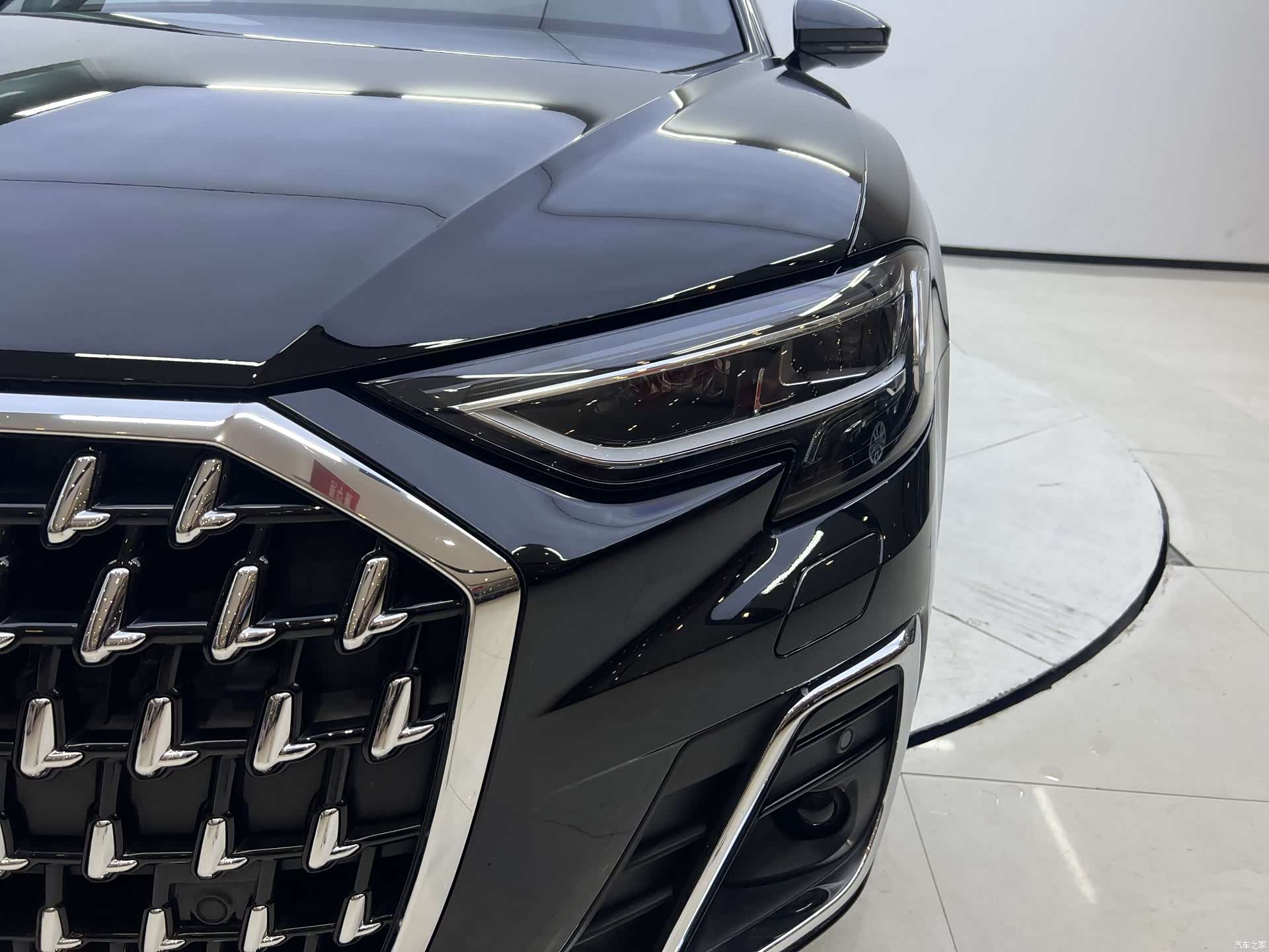 Audi A8L, 2023 18