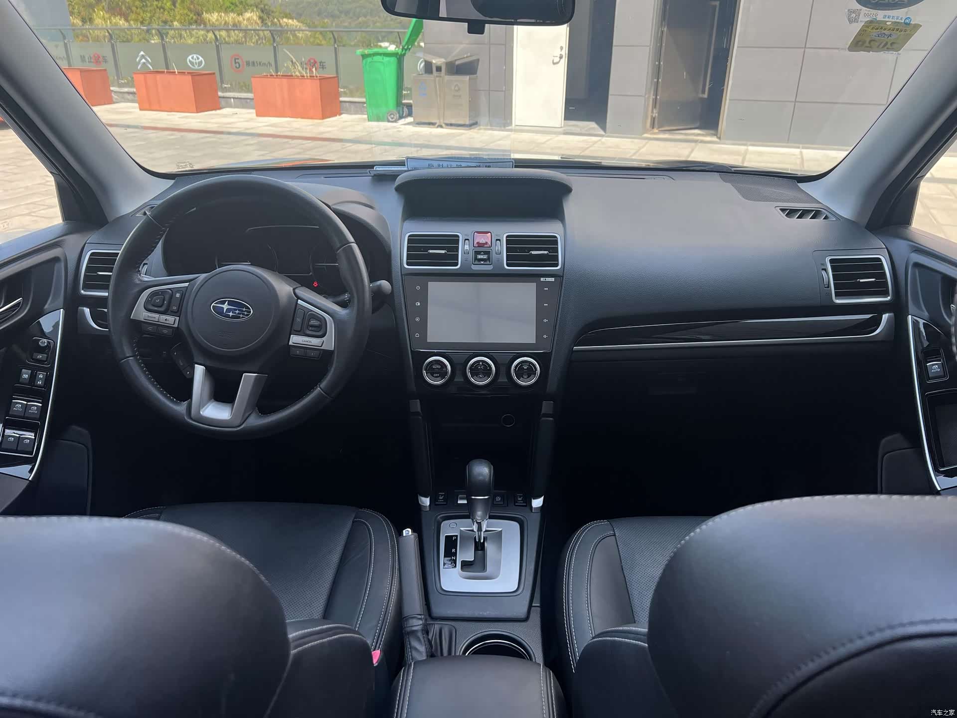 Subaru Forester, 2018 все фото