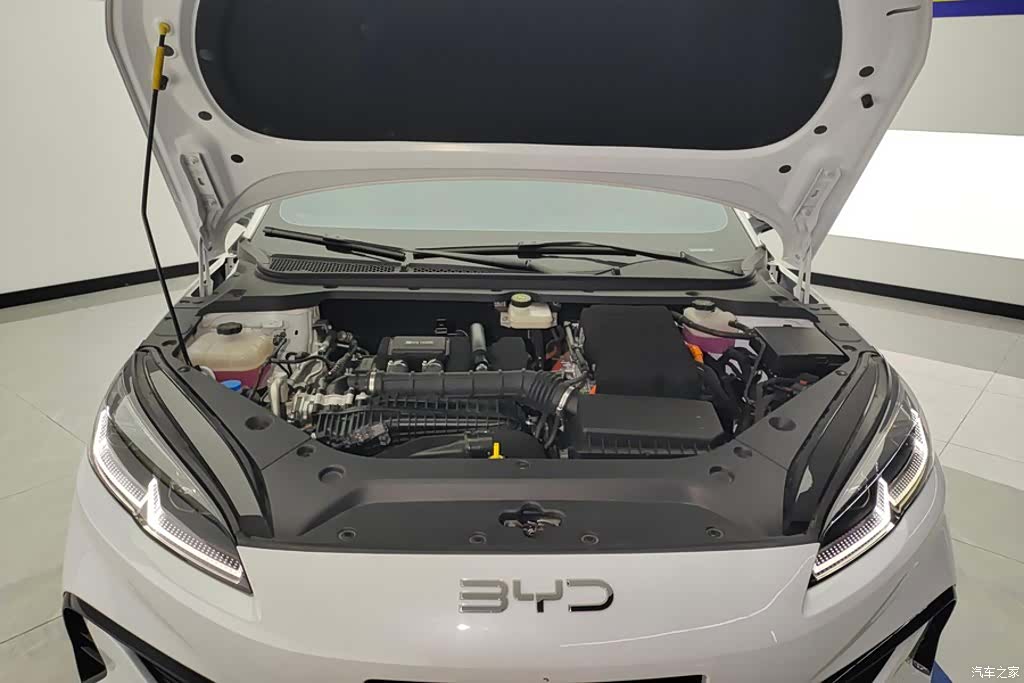 BYD Seal, 2025 10