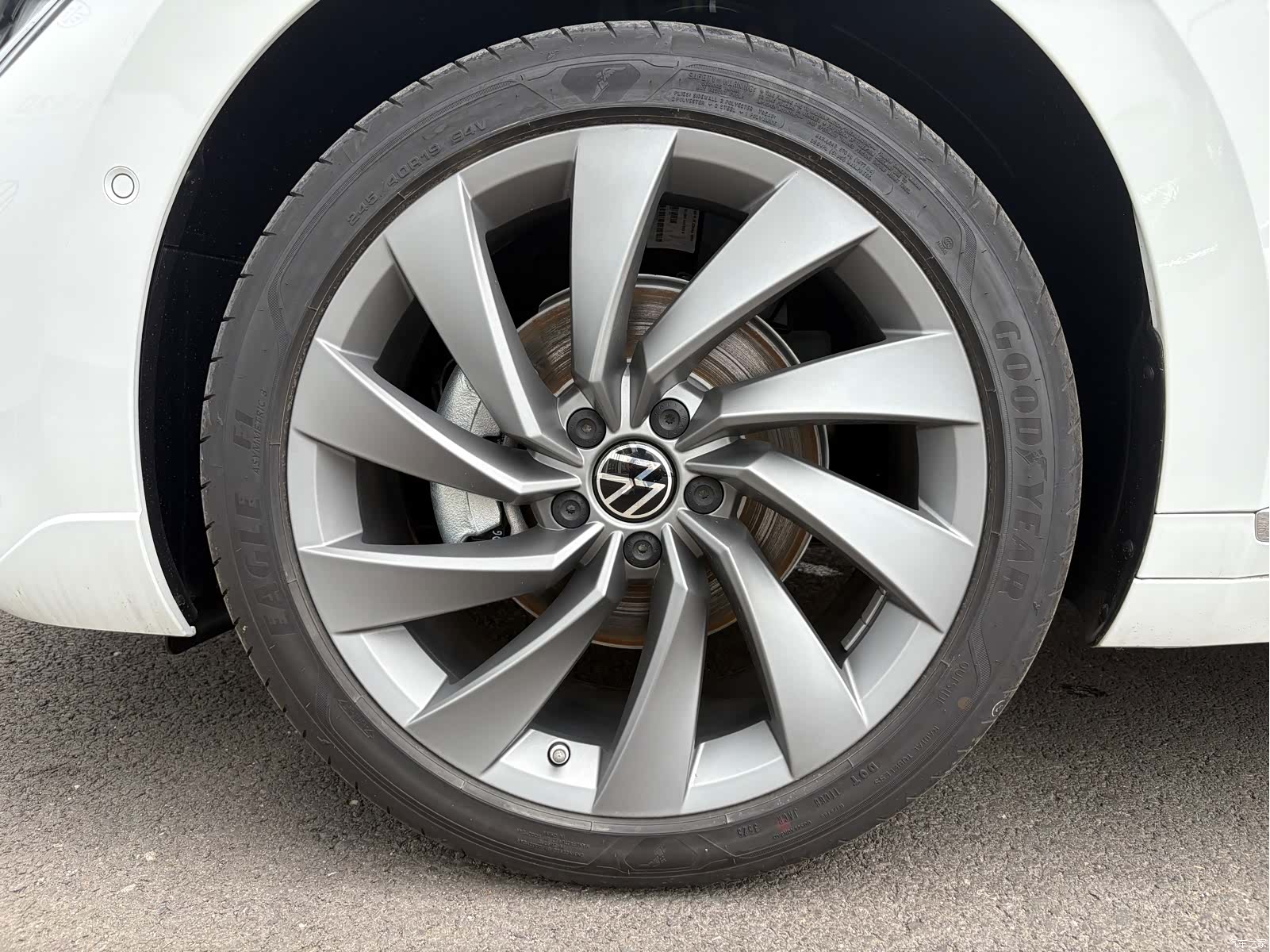 Volkswagen CC, 2026 13