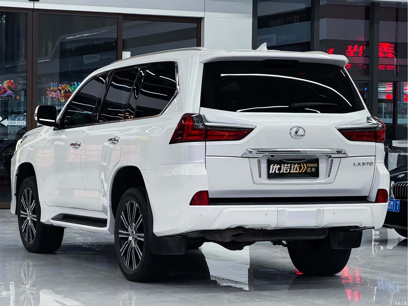 Lexus LX, 2019 все фото