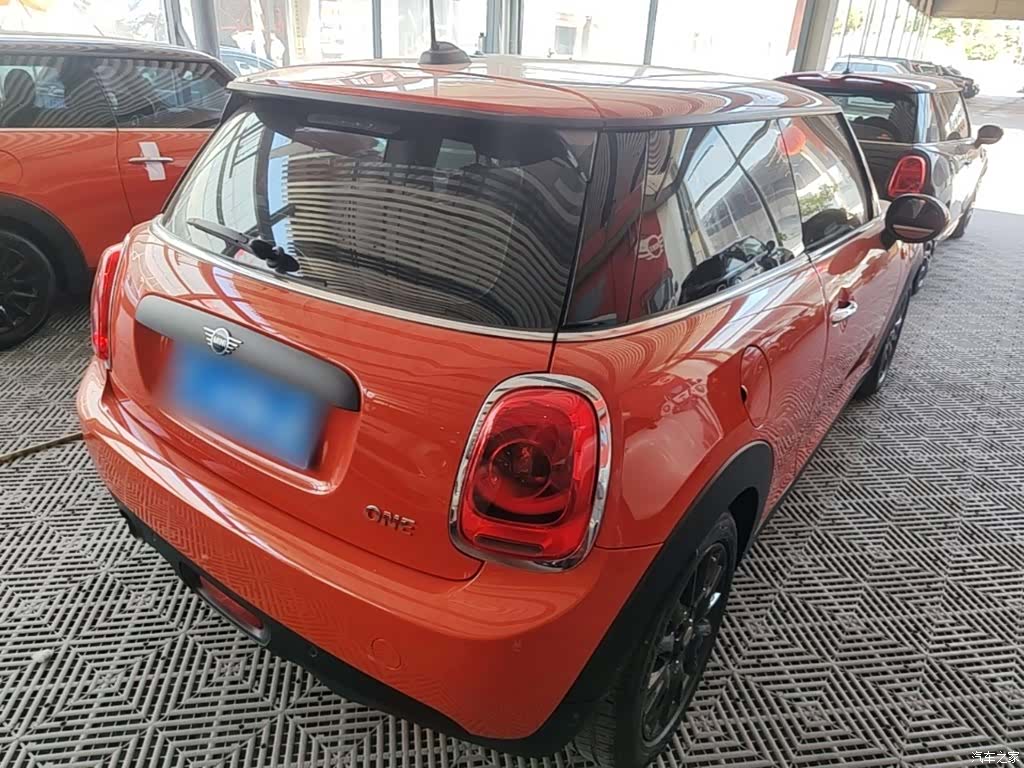 Mini ONE, 2019 7