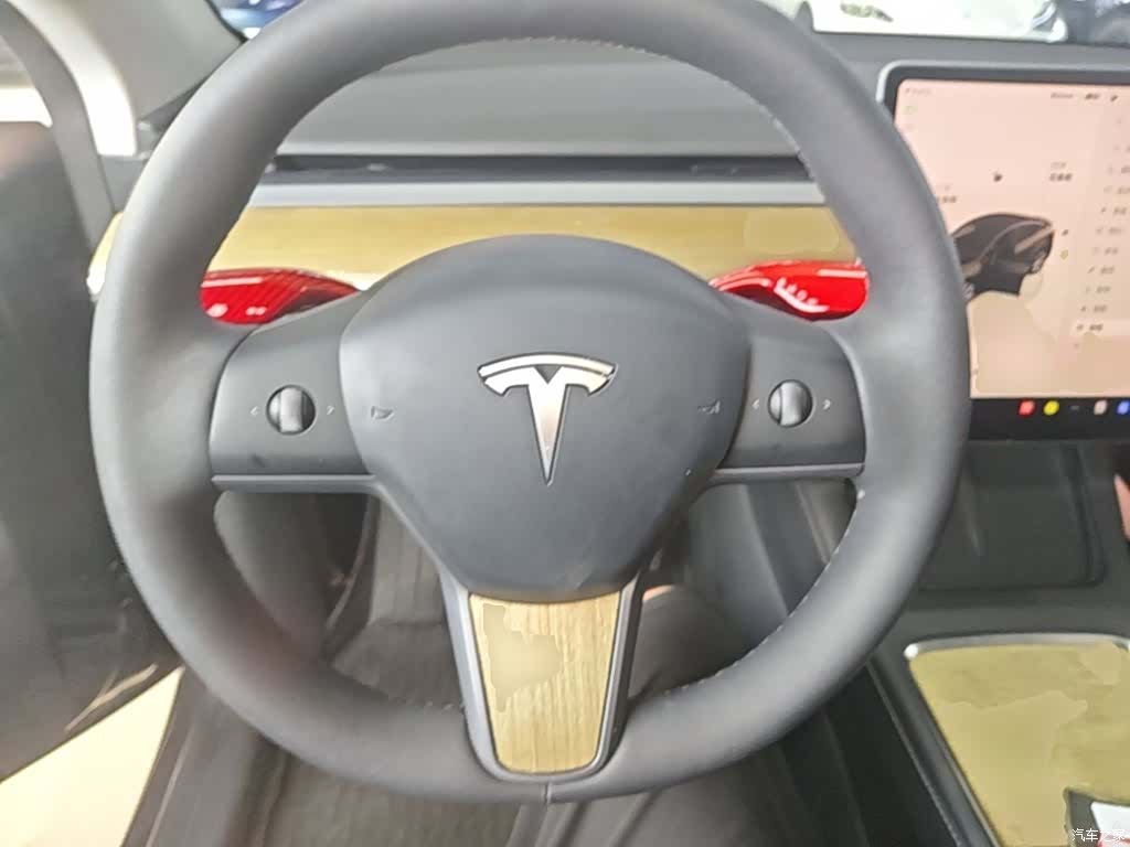 Tesla Model Y, 2022 11