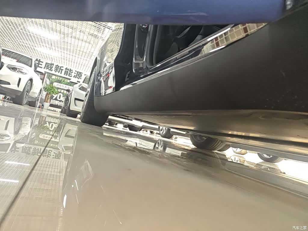 Tesla Model Y, 2022 21