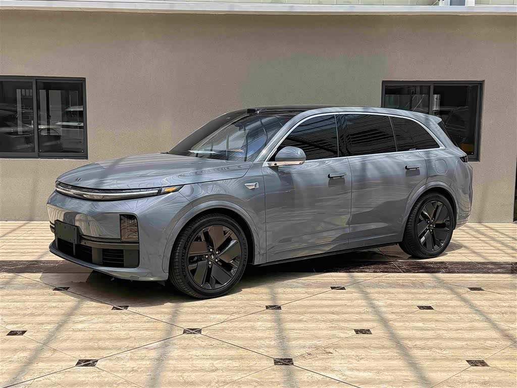 Li Auto L7