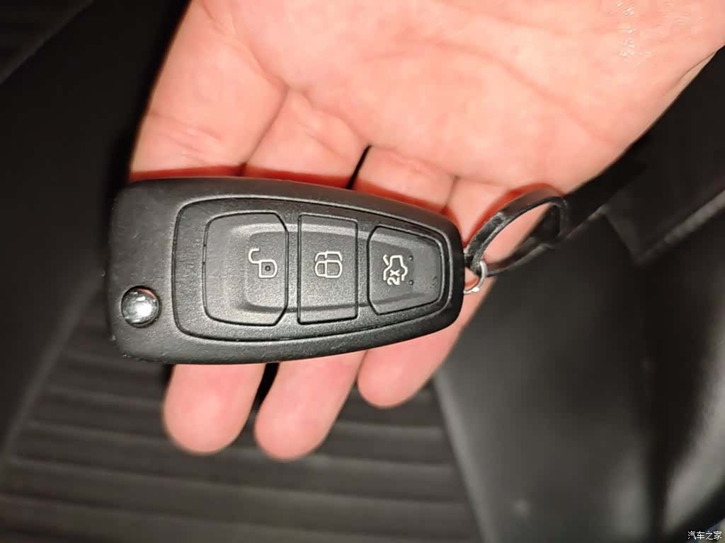Ford Focus, 2016 9