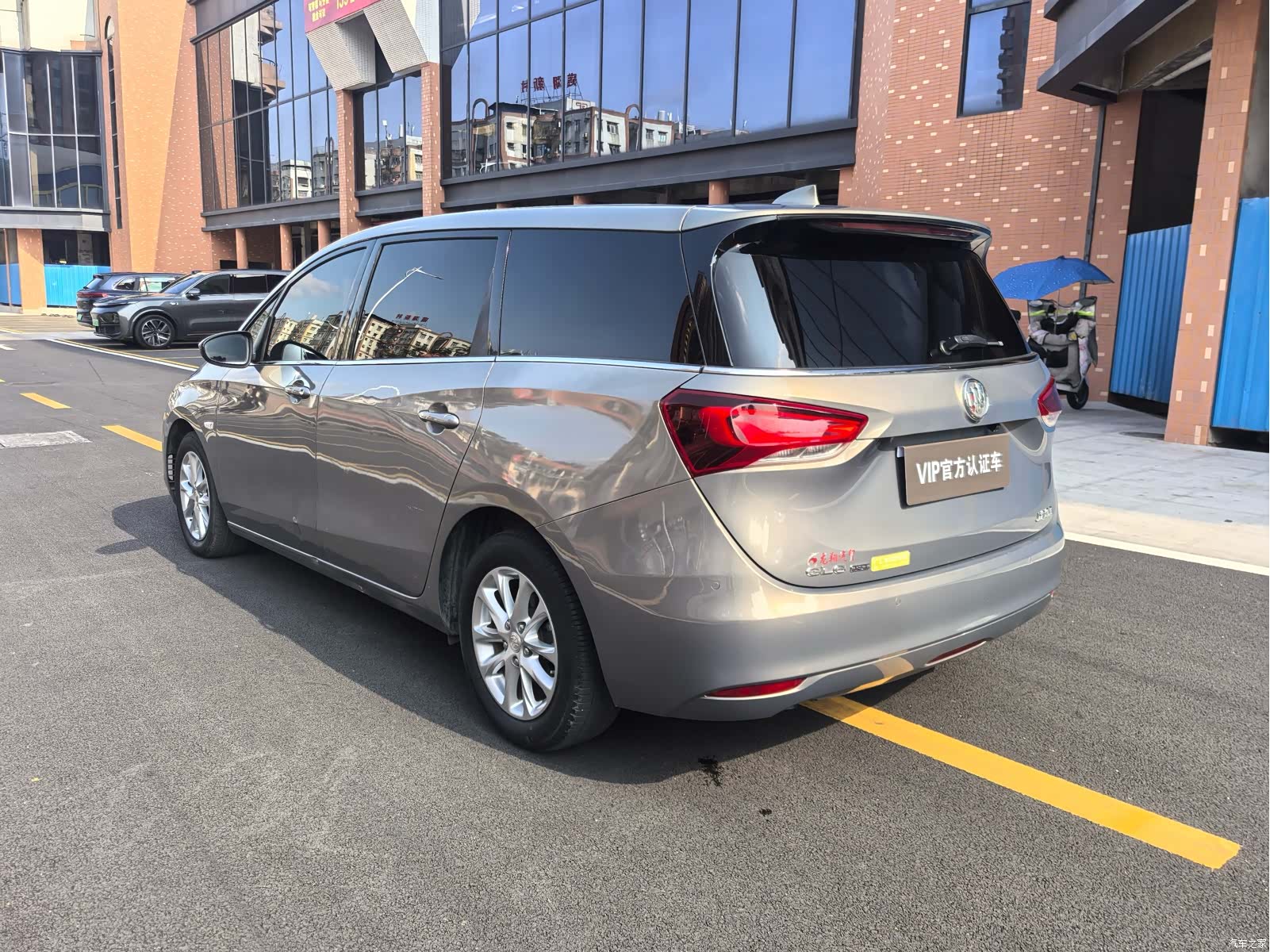 Buick GL6, 2018 все фото