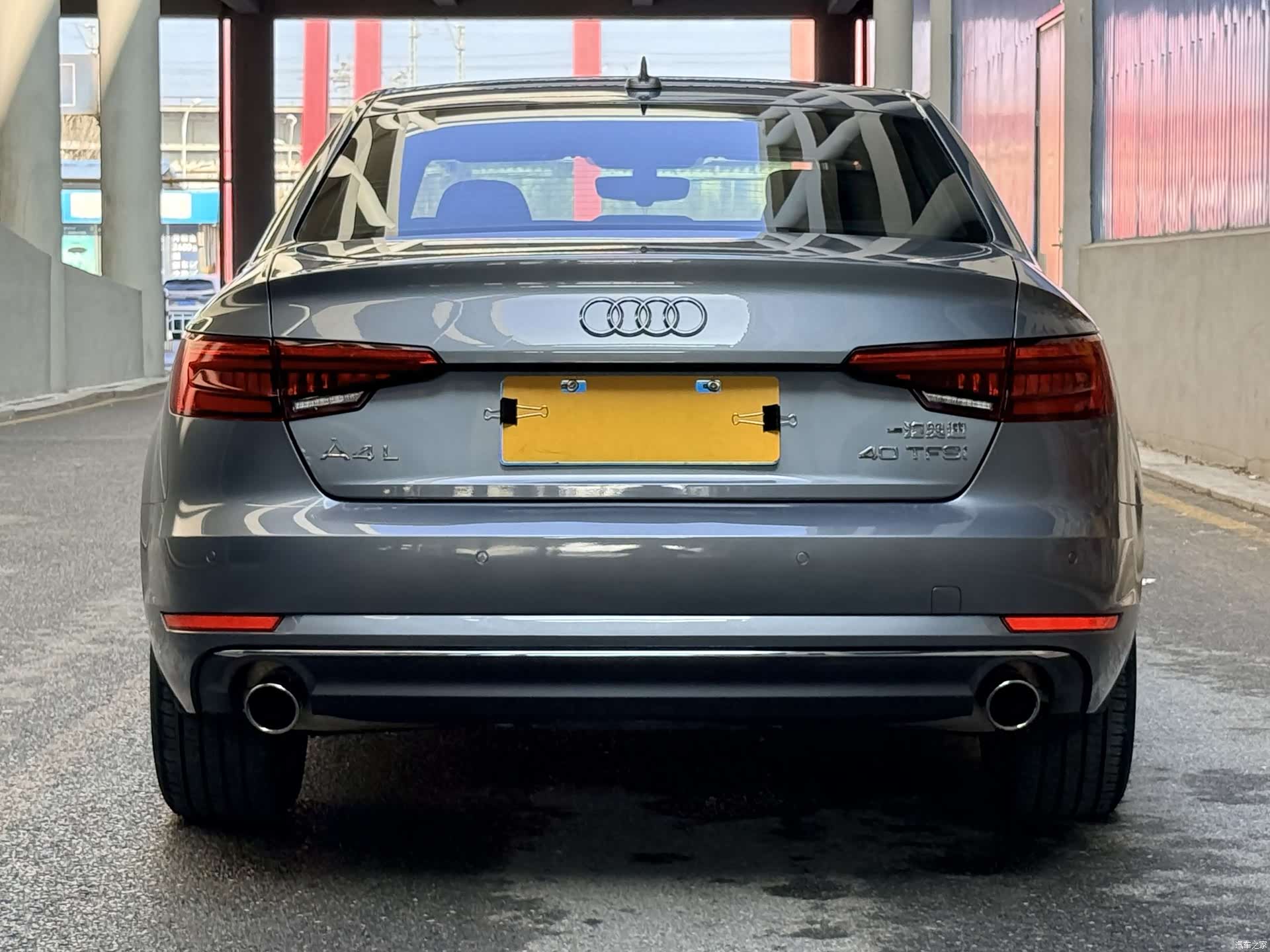 Audi A4L, 2018 все фото
