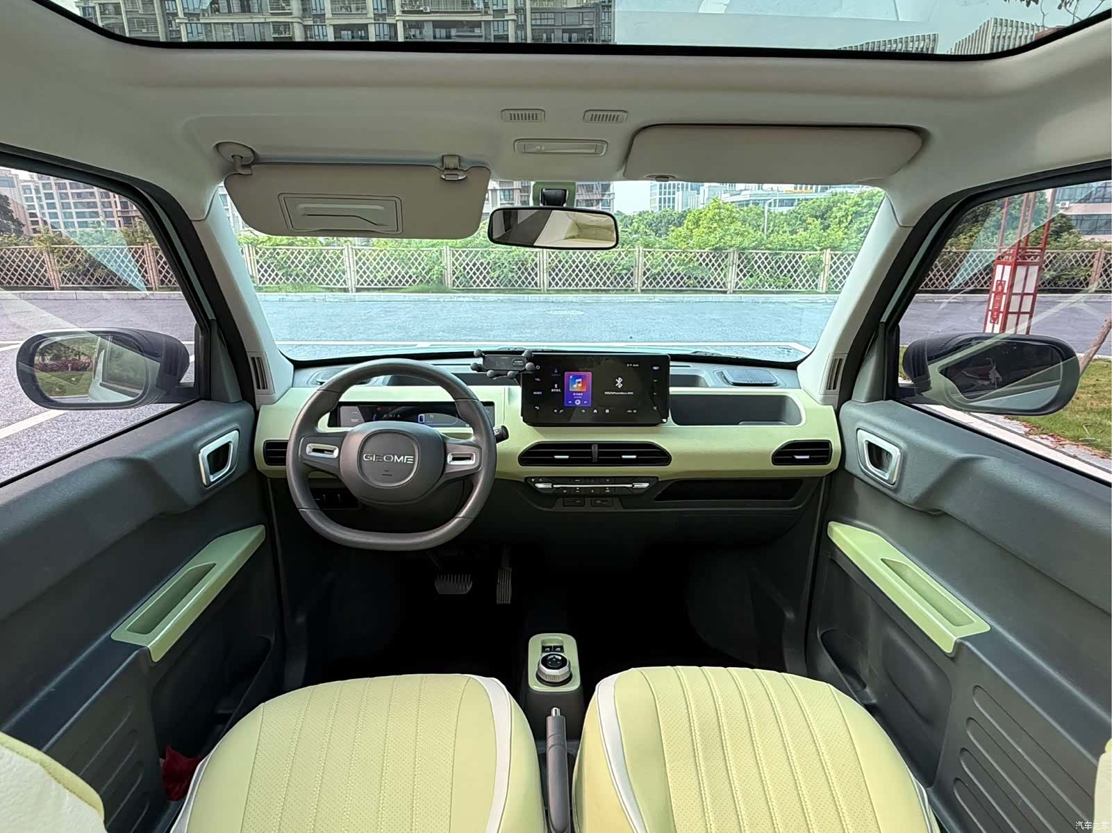 Geely Panda, 2023 все фото
