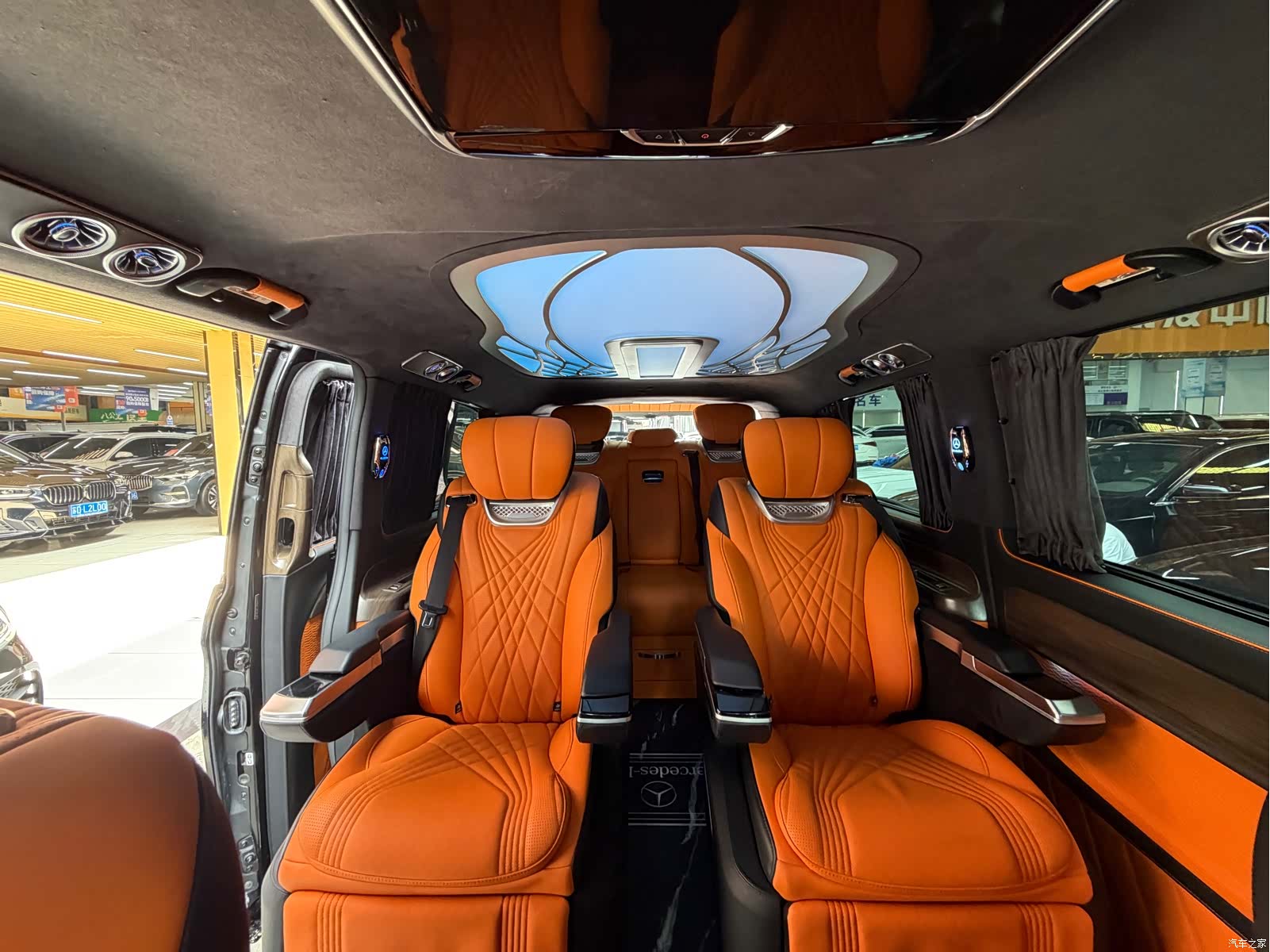 Mercedes-Benz 7, 2024 30