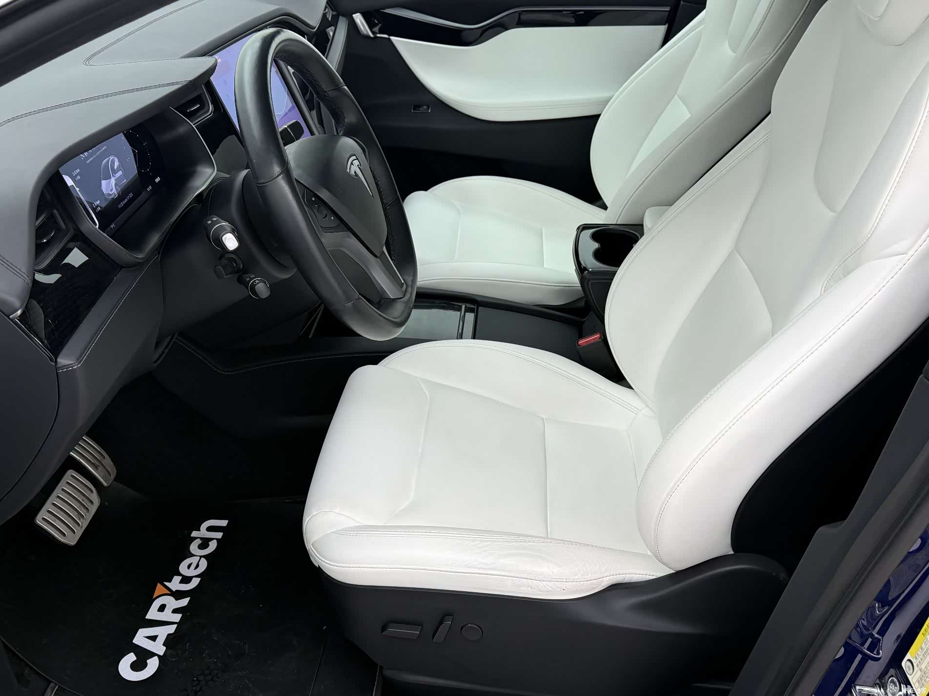 Tesla Model X, 2020 18