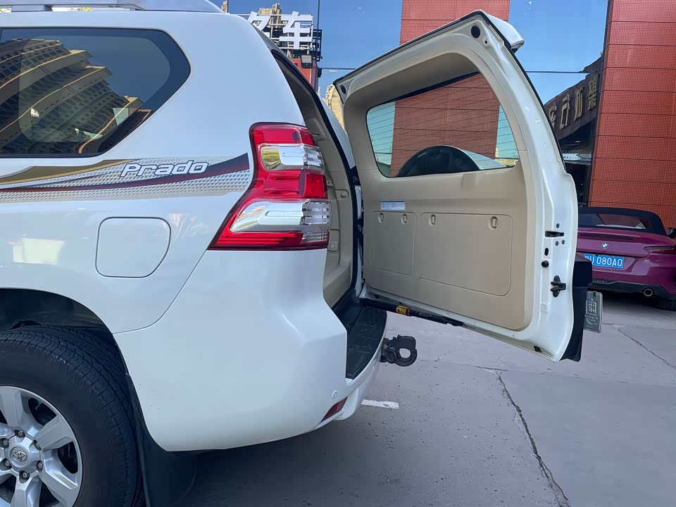 Toyota Prado