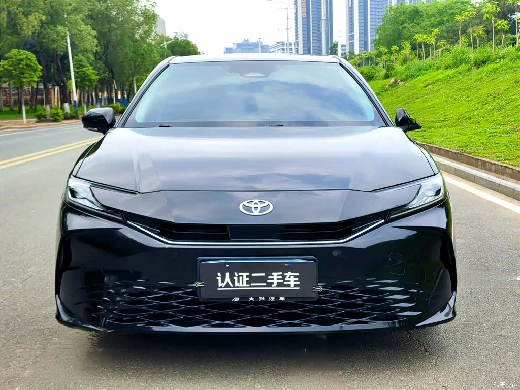 Toyota Camry, 2024 2