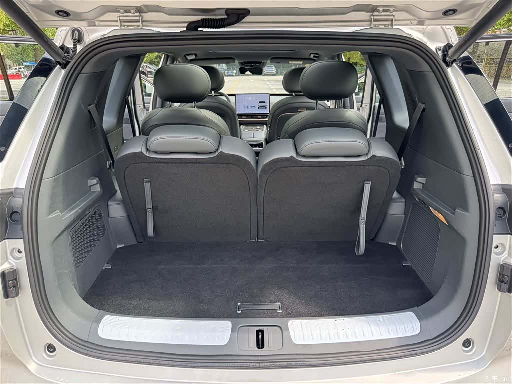 DongFeng eπ008, 2025 20