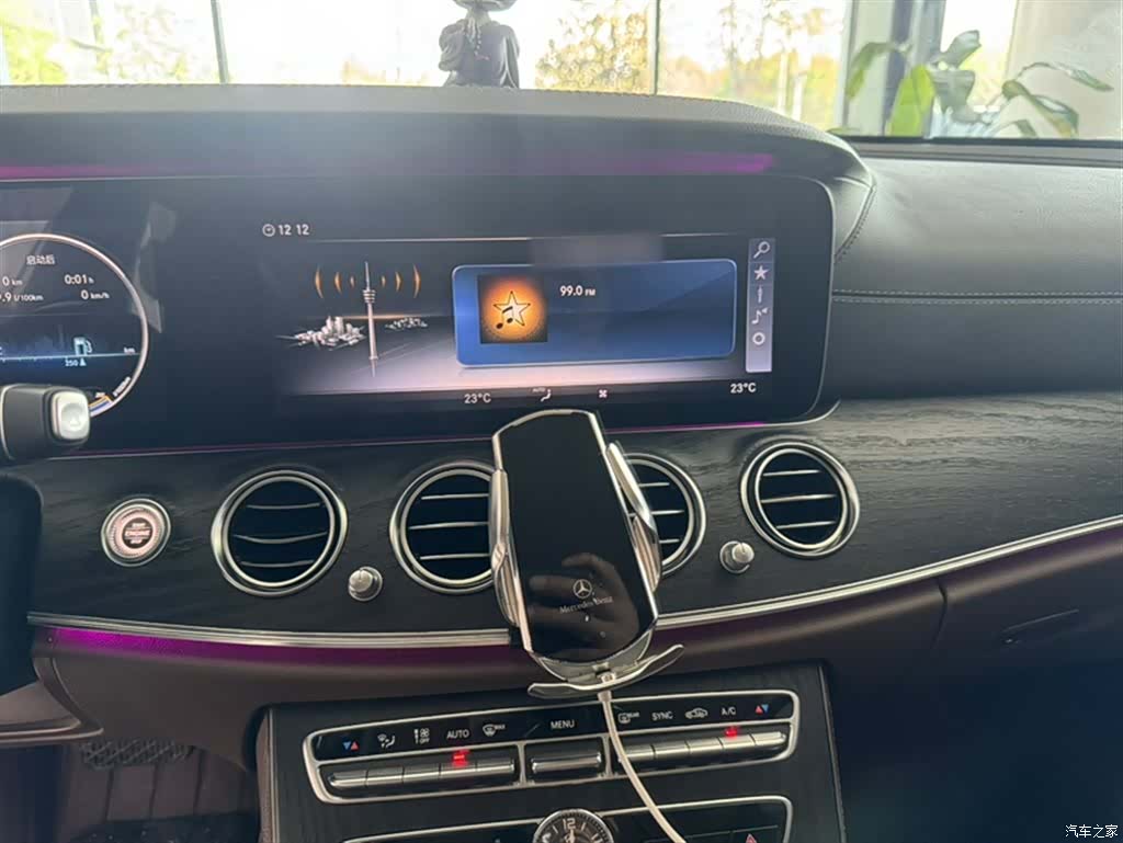 Mercedes-Benz E-Class, 2019 13
